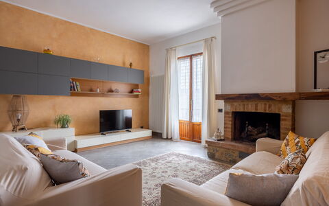 Casa Lory, Monteriggioni, Siena: Furniture, Interior Design, Flooring, Wall, Floor, Wood, Room, Living Room, Ceiling, Home