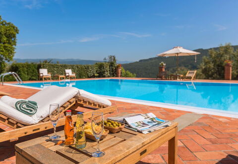 Villa del Colle: Swimming Pool, Resort, Eco Hotel, Estate, Hacienda, Outdoor Furniture, Sunlounger, Villa, Hotel, Resort Town