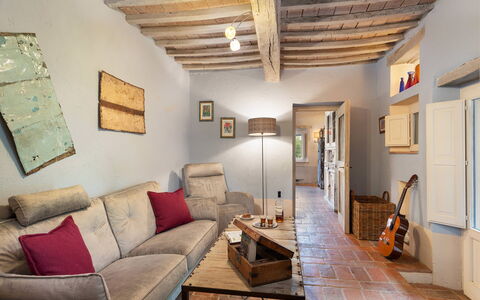 Villa la Foresta: Furniture, Wall, Interior Design, Flooring, Couch, Wood, Ceiling, Living Room, Room, Floor