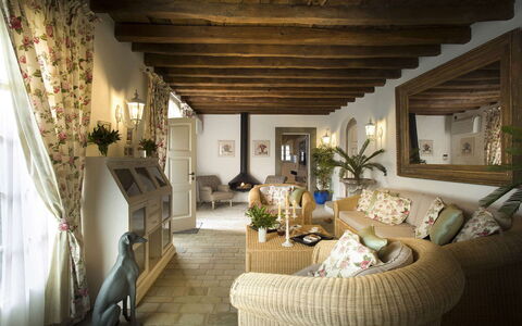 Villa Chianti: Furniture, Interior Design, Wall, Couch, Wood, Ceiling, Table, Living Room, Chair, Lighting