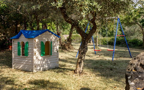 Il Giuncheto, Pool, Amazing View, Umbrian Countrys: Recreation, Outdoor Play Equipment, Leisure, Child, Garden, Shade, Playground, Backyard, Park, Play