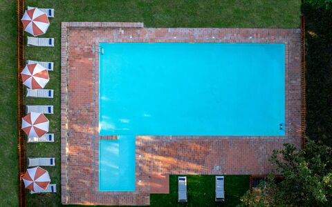 Maison Badia a Passignano: Swimming Pool, Resort, Composite Material, Leisure, Eco Hotel, Thermae, Hotel, Outdoor Furniture, Shade, Water Feature