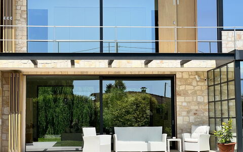 Villa Elena: Door, Home, Porch, Balcony, Composite Material, Shade, Outdoor Furniture, Home Door, Concrete, Flowerpot