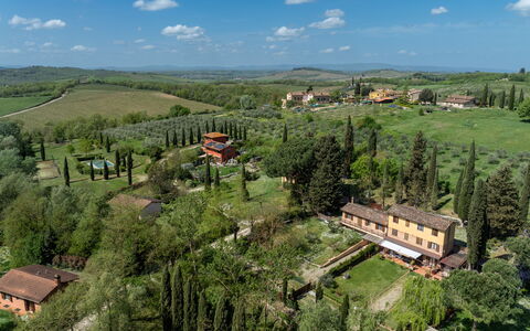 Civico108 Vacation Home, Pool, Castellina in Chian: Estate, Garden, Plantation, Landscaping, Farmhouse, Villa, Hacienda, Park, Mansion