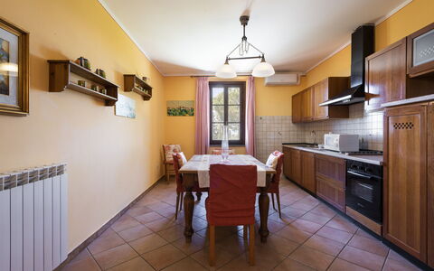 Villa Quintino: Interior Design, Ceiling, Flooring, Furniture, Floor, Room, Kitchen & Dining Room Table, Chair, Dining Room, Wood Stain