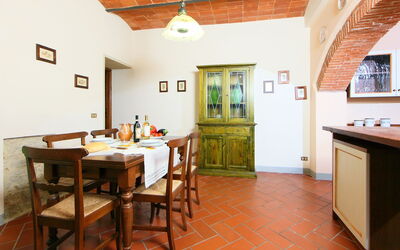 Accommodation:&nbsp;Arco 885.5