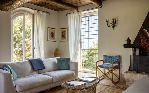 Il Casale al Colle: Furniture, Interior Design, Wood, Flooring, Home, Couch, Living Room, Floor, Room, Lighting