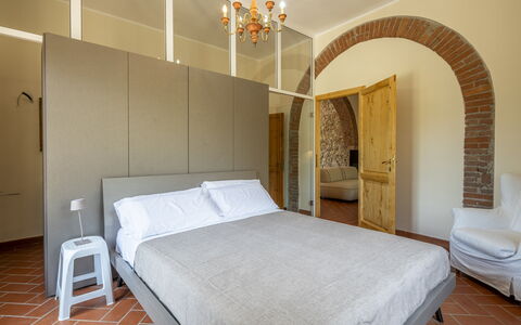 Casale delle Lupe, Campiglia Marittima: Wall, Interior Design, Furniture, Bedroom, Flooring, Floor, Ceiling, Bed, Room, Lighting