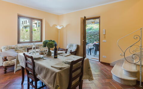 Dimora Polle di Malbacco: Furniture, Interior Design, Wall, Flooring, Ceiling, Wood, Room, Table, Floor, Dining Room