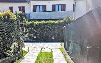 Marina di Massa 651: Driveway, Garden, Walkway, Flagstone, Shade, Alley, Landscaping, Backyard, Cobblestone, Shadow