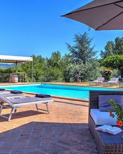 Casal del Salice 10: Blue, Estate, Resort, Swimming Pool, Hacienda, Eco Hotel, Villa, Farmhouse, Landscaping, Hotel