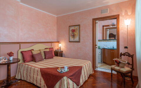 Villa Gabri 8: Furniture, Wall, Interior Design, Bedroom, Bed, Flooring, Bed Sheet, Floor, Room, Bedding