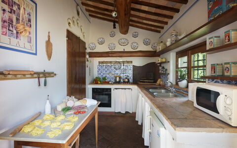 Le Volpaie 6+1: Wood, Furniture, Interior Design, Kitchen, Home, Flooring, Ceiling, Room, Countertop, Kitchen & Dining Room Table