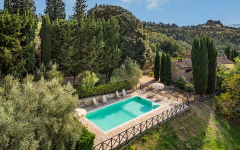 Frantusa 6+2: Swimming Pool, Estate, Landscaping, Farmhouse, Eco Hotel, Hacienda, Villa, Larch, Resort