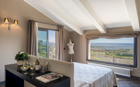 Villa Dolphin 10: Furniture, Interior Design, Wall, Ceiling, Bedroom, Bed, Room, Textile, Linens, Home