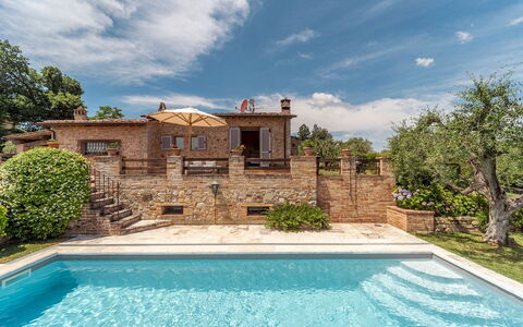 L'Oliveta 6: Architecture, Estate, Brick, Garden, Villa, Hacienda, Landscaping, Farmhouse, Mansion, Historic House