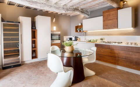 Cinque Cipressi 8: Furniture, Interior Design, Kitchen, Flooring, Wood, Countertop, Kitchen Appliance, Floor, Cabinetry, Ceiling