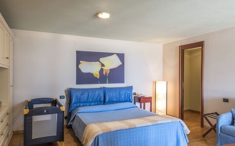 Il Vignale 18+2: Furniture, Interior Design, Bed, Floor, Bedroom, Flooring, Wall, Room, Wood, Bed Sheet