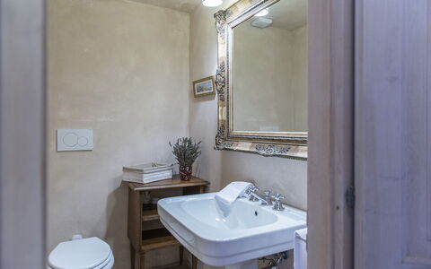 Villa delle Upupe 8: Bathroom Sink, Plumbing Fixture, Bathroom, Sink, Interior Design, Mirror, Tap, Flooring, Plumbing, Floor