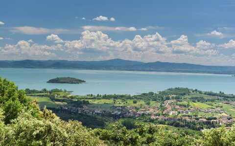 Antiche Pietre 10: Body Of Water, Water Resources, Mountainous Landforms, Natural Landscape, Hill, Landscape, Highland, Coastal And Oceanic Landforms, Bank, Lake
