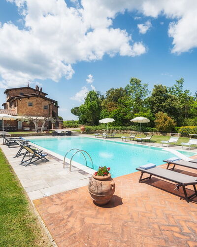 Casale dei Girasoli 14: Swimming Pool, Estate, Resort, Hacienda, Outdoor Furniture, Villa, Umbrella, Eco Hotel, Mansion, Landscaping