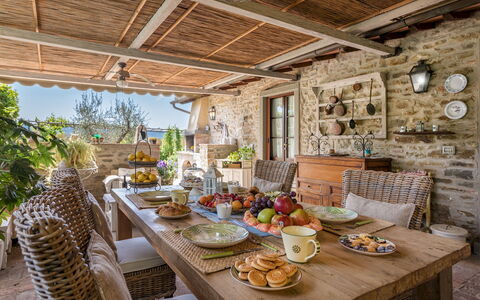 La Capannina 2+2: Furniture, Table, Chair, Kitchen & Dining Room Table, Home, Outdoor Table, Flowerpot, Outdoor Furniture, Dining Room, Cottage