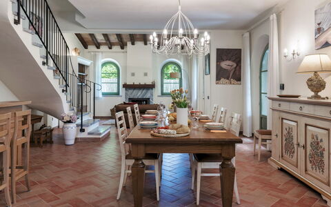 Villa Elsa 6: Furniture, Interior Design, Flooring, Wood, Floor, Dining Room, Table, Kitchen & Dining Room Table, Chair, Ceiling