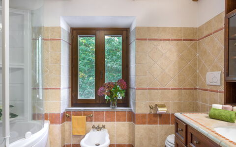 Casale del Castagneto 8: Interior Design, Wall, Plumbing Fixture, Flooring, Bathroom, Tap, Sink, Floor, Plumbing, Tile