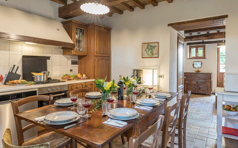 Casa Largnano 6+2: Furniture, Interior Design, Flooring, Dining Room, Table, Wood, Kitchen & Dining Room Table, Chair, Ceiling, Floor