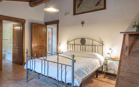Casa Largnano 6+2: Furniture, Interior Design, Wall, Wood, Ceiling, Flooring, Bed, Bedroom, Floor, Room