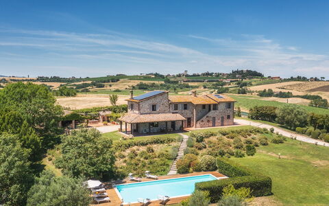 La Panoramica 8: Estate, Farmhouse, Villa, Plantation, Landscaping, Mansion, Swimming Pool, Farm, Hacienda