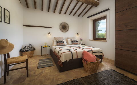 Casale Tavernelle 6: Furniture, Wood, Interior Design, Flooring, Bedroom, Floor, Home, Bed, Room, Bedding