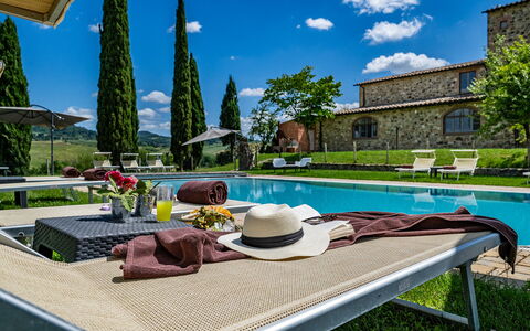 Le Colombelline 12: Mountain Range, Valley, Ridge, Estate, Hacienda, Resort, Alps, Swimming Pool, Villa