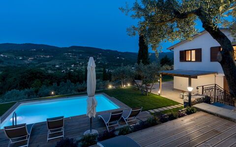 Terrazza sulla Valle 4+2: Swimming Pool, Residential Area, Resort, Home, Eco Hotel, Estate, Outdoor Furniture, Villa, Balcony, Hacienda