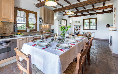 Casa Eusebia 8+2: Furniture, Dining Room, Table, Home, Kitchen & Dining Room Table, Interior Design, House, Chair, Flooring, Ceiling