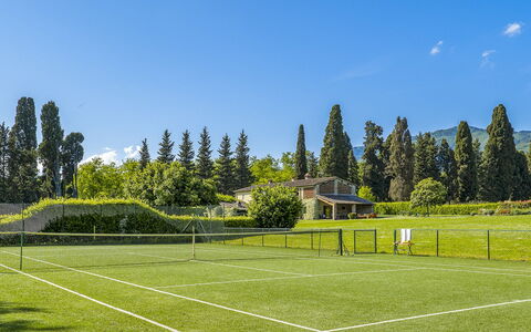 La Mandolata 12: Tree, Grass, Tennis Court, Tennis, Racquet Sport, Land Lot, Lawn