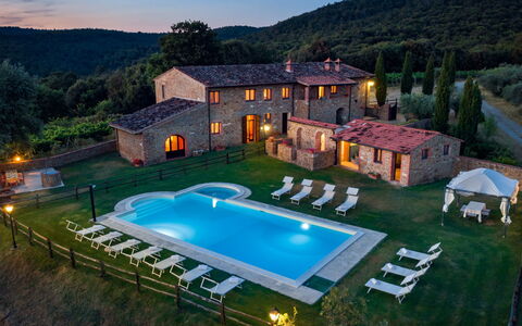Villa Stroncoli 14: Swimming Pool, Estate, Resort, Villa, Farmhouse, Mansion, Thermae, Eco Hotel, Hacienda, Courtyard