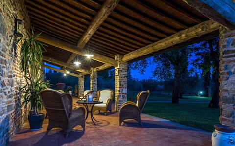 Casale la Splendida 10: Column, Outdoor Furniture, Shade, Resort, Garden, Porch, Landscaping, Eco Hotel, Outdoor Structure, Hacienda
