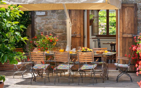 Casa Paggetti 8: Furniture, Table, Wood, Outdoor Furniture, Chair, Flowerpot, Outdoor Table, Garden, Kitchen & Dining Room Table