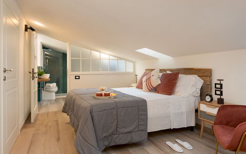 La Villanella 6: Furniture, Bed, Interior Design, Bedroom, Bedding, Flooring, Floor, Wall, Room, Bed Sheet