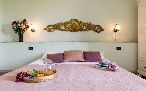 Casale Fienile 8: Interior Design, Bedroom, Furniture, Bed, Bed Sheet, Textile, Bedding, Linens, Room, Lighting