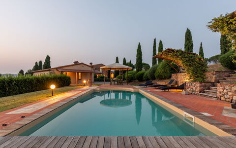 Casale Teatro 10: Swimming Pool, Estate, Hacienda, Eco Hotel, Villa, Landscaping, Resort, Farmhouse, Courtyard, Hedge