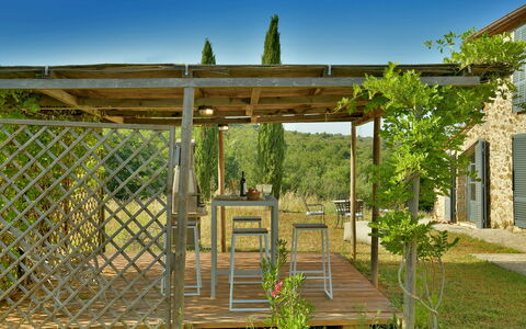 Casa la Pratellaccia 6+2: Wood, Garden, Outdoor Structure, Shade, Outdoor Furniture, Pergola, Backyard, Outdoor Table, Natural Material, Landscaping