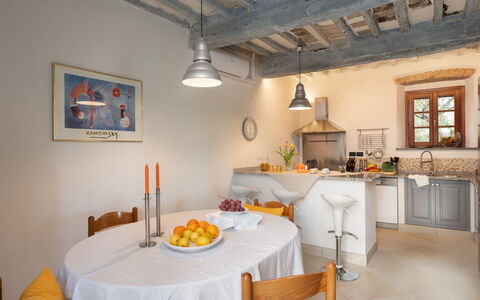 Casa da Sogno 12: Furniture, Interior Design, Flooring, Kitchen, Ceiling, Countertop, Light Fixture, Chair, Room, Floor