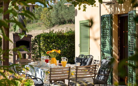 Casa da Sogno 12: Furniture, Outdoor Furniture, Green, Chair, Table, Outdoor Table, Garden, Kitchen & Dining Room Table, Shade
