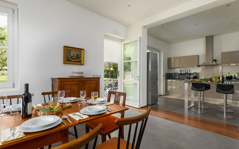 La Casetta 12: Furniture, Flooring, Interior Design, Wood, Floor, Chair, Kitchen & Dining Room Table, Ceiling, Table, Dining Room