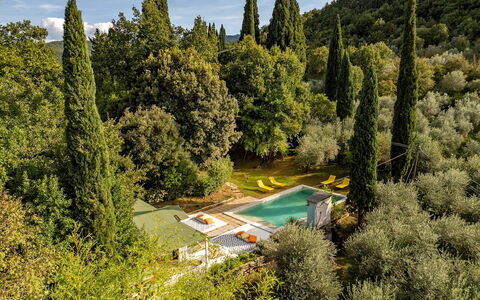 Case Novole 10: Swimming Pool, Garden, Estate, Landscaping, Eco Hotel, Resort, Hacienda, Evergreen