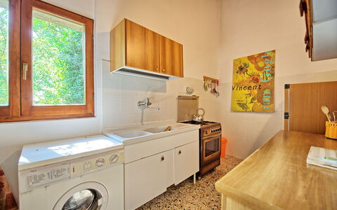 Accommodation:&nbsp;Montescalari 4