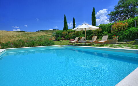 Castelmuzio: Swimming Pool, Property, Azure, Villa, Real Estate, Water, Building, House, Vacation, Leisure