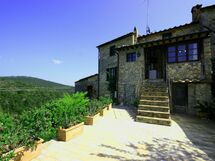 Accommodation:&nbsp;Castello Vittorio 5